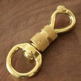 Closed brass twist lock clip